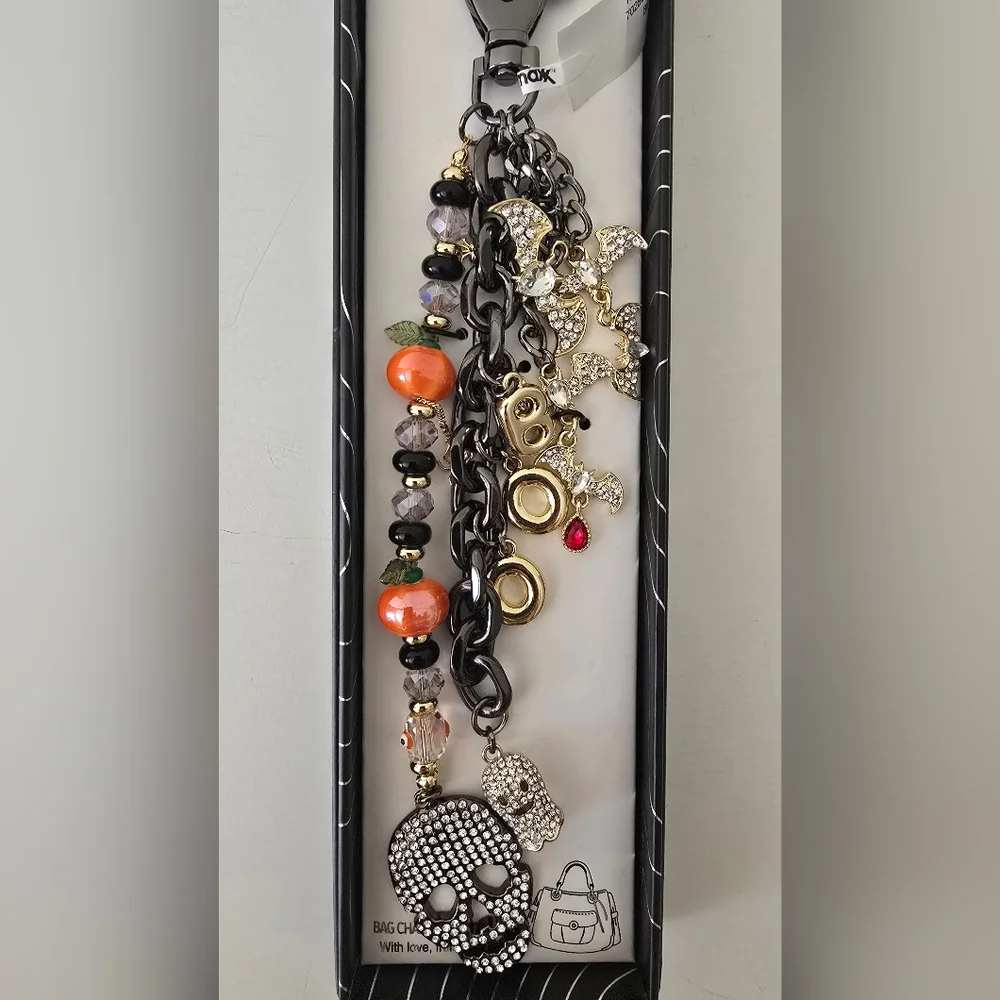 Eye Candy Los Angeles Halloween Bag Charm – Skull, Pumpkin & Bat Beads